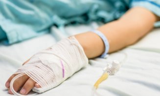 Starea fetițelor care au suferit arsuri când luau parte la un experiment științific în Cluj-Napoca. Una dintre ele e internată la Terapie Intensivă