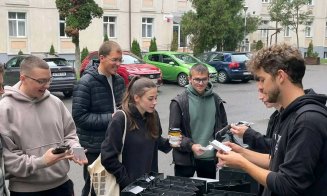 Reacţia Peluzei Şepcilor Roşii după ce UBB Cluj a eliminat "Carnetul de Student" din  kit-urile de bun venit oferite în numele galeriei &quo