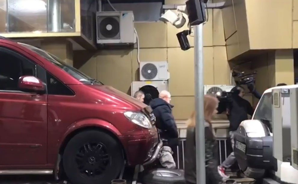 Anchetă la Poliţia de Frontieră, după ce copiii clujeanului Marţian au fost găsiţi în Serbia / Dosar penal pentru răpire