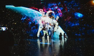 MINA Cluj lansează MINA Kids și spectacolul imersiv „Cosmos – Descoperă tainele universului”