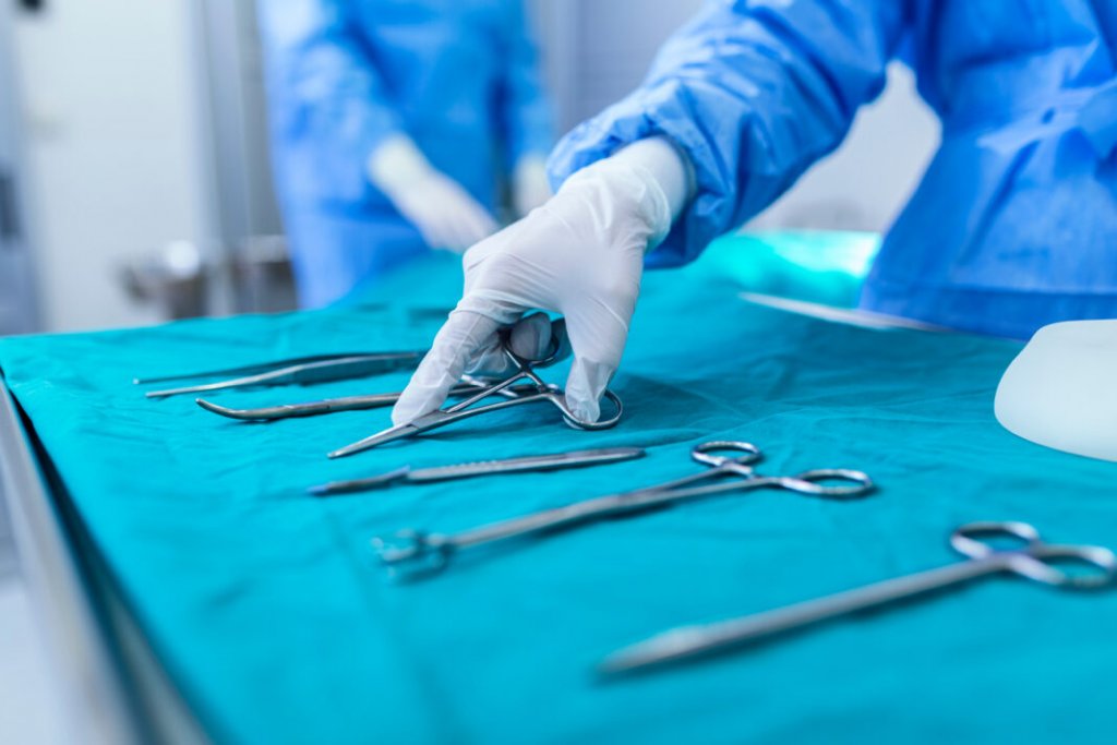 A fost declarat în moarte cerebrală, dar s-a trezit în timp ce chirurgii se pregăteau să-i facă o prelevare de organe