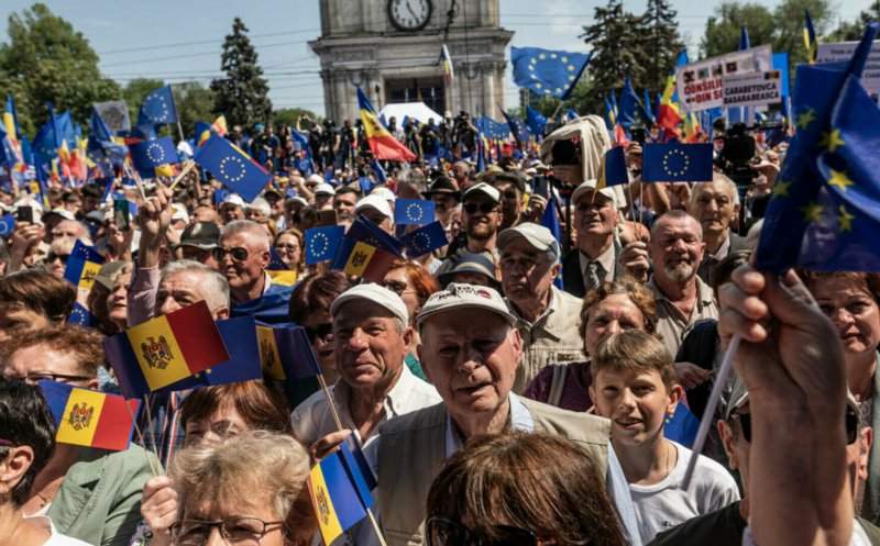 Rezultate finale Rep. Moldova: Câte voturi au făcut diferența pentru referendumul de aderare la UE
