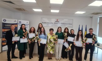 Elevii care au obținut media 10 la examenele naționale din vară au fost premiați de IȘJ Cluj