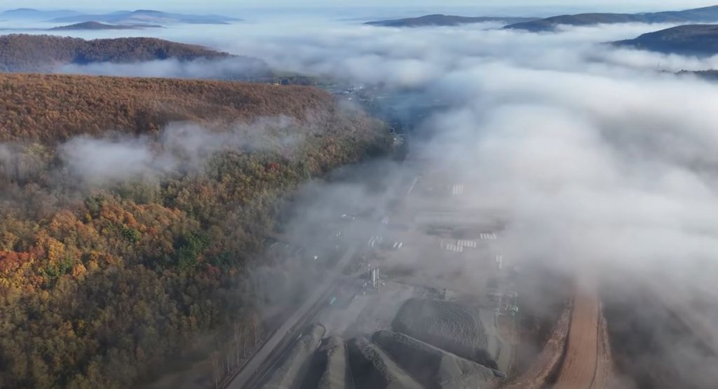 IMAGINI spectaculoase de pe A3. Cum arată acum viaductele de pe șantierul UMB  Zimbor/ E gata stația pentru asfalt