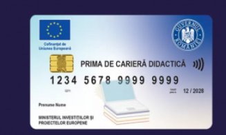 Veste bună pentru profesori. A început încărcarea cardurilor cu prima de carieră didactică. Pentru ce pot folosi banii