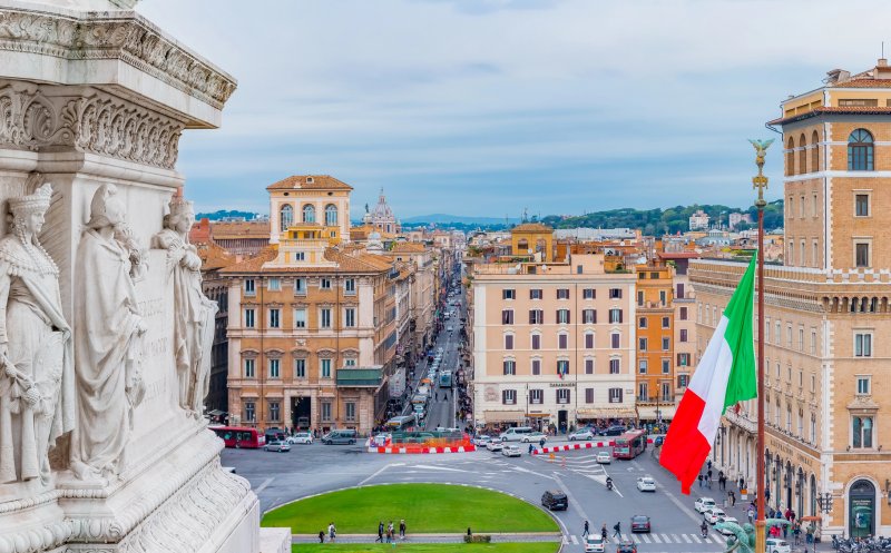 Atenționare de călătorie pentru românii care merg în Italia. Anunțul MAE