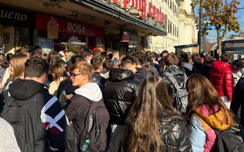 Reacţii post "şaorma GRATIS" în centrul Clujului: "Asta e nebunie...", "Foame mare la Cluj!"