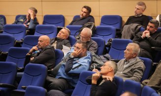Ioan Ovidiu Sabău, cursant la Şcoala de Antrenori, alături de elita fotbalului românesc cu Licență Pro UEFA