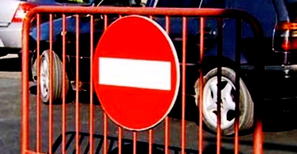 Restricții de circulație pe DN1C în zona pasajului de cale ferată