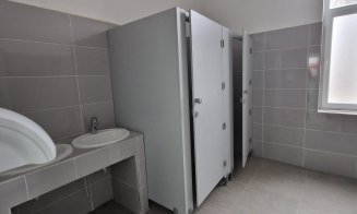 După 30 de ani, gara din Câmpia Turzii a fost modernizată: „Vă invităm să vă bucurați de normalitate în călătoriile feroviare”