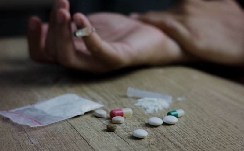 Reorganizare la Agenţia Naţională Antidrog: politicile trec la premier, asistenţa dependenților la Sănătate