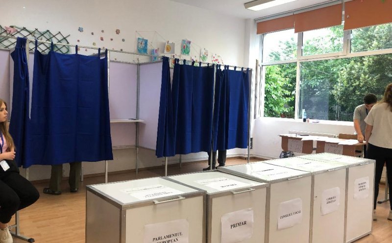 ANALIZĂ | Duminică, ne alegem președintele / „Probabil, cel mai nebulos scrutin”, după „cea mai lipsită de consistență campanie electorală” / De ce e important primul tur
