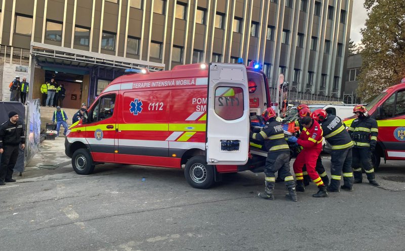 Accident grav pe un șantier din Cluj: Tânăr căzut în puțul unui lift, în stare critică