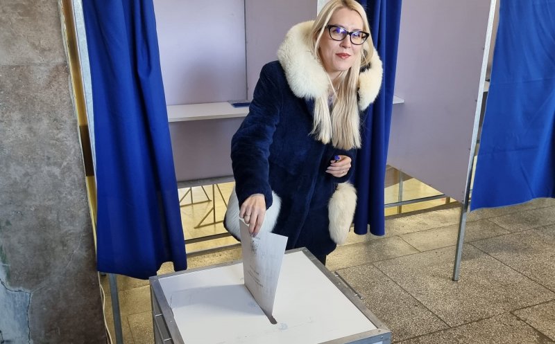 Oana Murariu, USR Cluj la vot: "Avem ocazia să avem pentru prima dată un președinte de bună-credință"