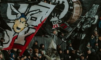"U" Cluj amor etern, cu tine până în infern! / Mesajul peluzei Şepcile Roşii