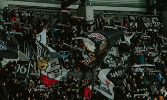 "U" Cluj amor etern, cu tine până în infern! / Mesajul peluzei Şepcile Roşii