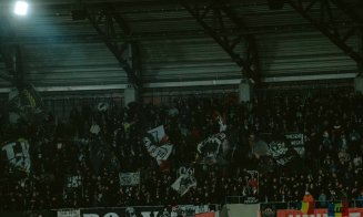 "U" Cluj amor etern, cu tine până în infern! / Mesajul peluzei Şepcile Roşii