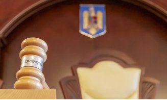 CCR a amânat pentru luni decizia privind turul I al alegerilor prezidenţiale