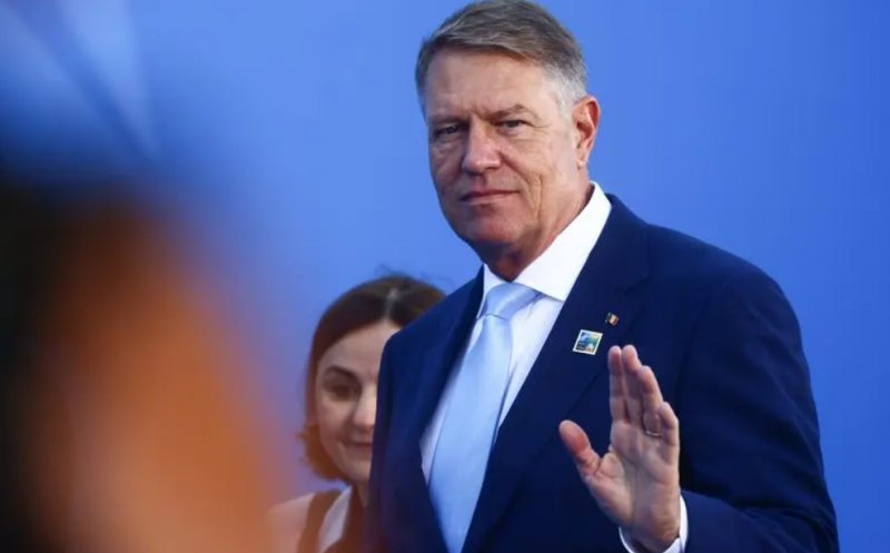 Președintele Iohannis a ieșit la declarații: „Ştiu că am făcut greşeli. Vă cer iertare pentru că de-a lungul timpului am luat decizii care v-au nemulţumit”