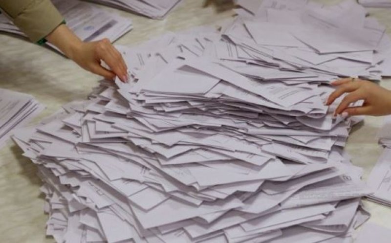 BEC ar putea anunţa duminică, la ora 22:00, rezultatul renumărării voturilor din primul tur al prezidențialelor