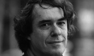 Mircea Cărtărescu imploră românii să iasă la vot duminică: „Mai avem o șansă. Alta nu ni se va mai da. De două sute de ani visăm să fim în Europa! Nu putem vota acum să ieșim!”