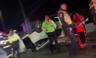 ACCIDENT sau CASCADORIE în Cluj: Mașină răsturnată, şofer băut