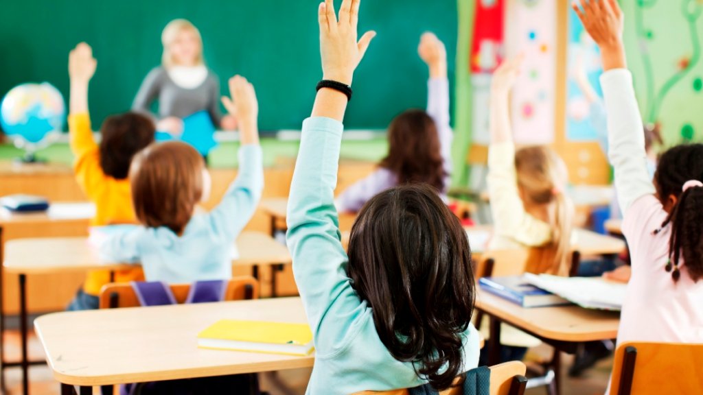 Asistenţii medicali ar putea să predea „Educaţie pentru sănătate” în școli