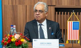 UMF Cluj a acordat titlul Doctor Honoris Causa prof. dr. Ajay K. Singh de la Harvard Medical School