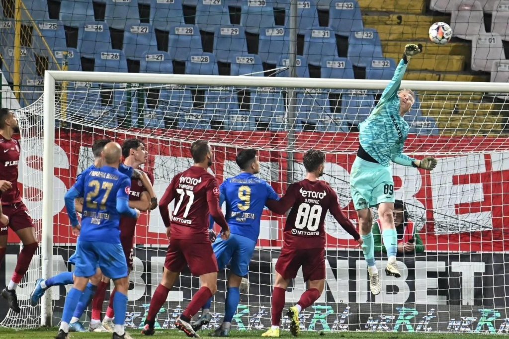 CFR Cluj s-a complicat, dar a câștigat pe terenul Ceahlăului în Cupa României