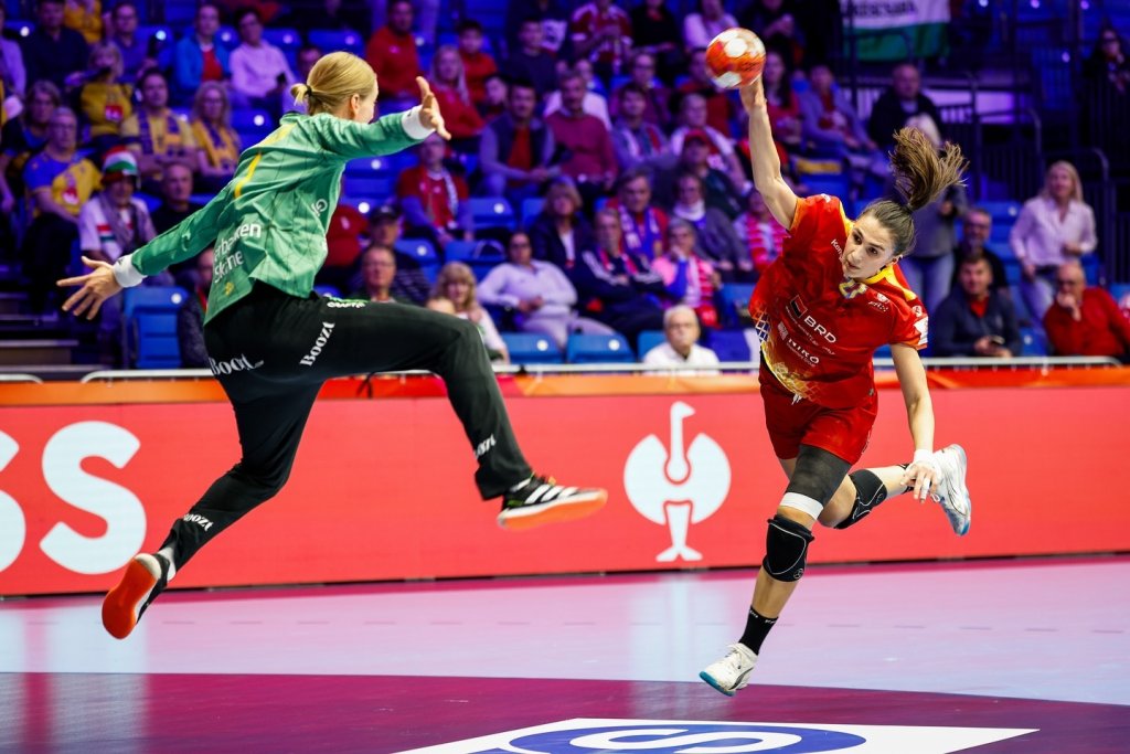 România a a obținut o victorie spectaculoasă împotriva Suediei la Campionatul European de handbal feminin