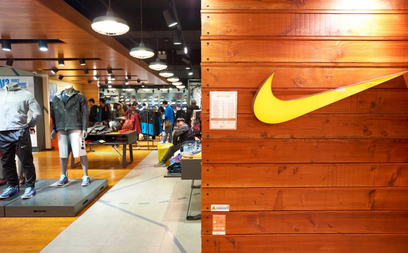 Nike, investigat de Consiliul Concurenței. Cum s-ar fi înțeles gigantul de articole sportive cu un distribuitor