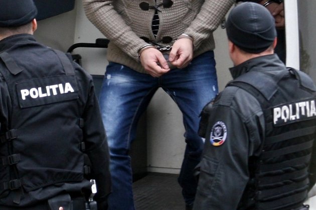 Beat mangă și pus pe scandal: Șofer din Florești prins de poliție și internat la spital. A primit o amendă uriașă