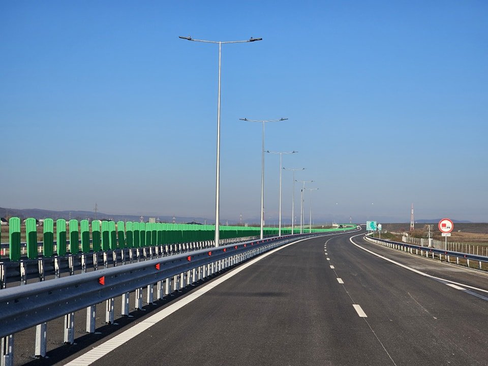 Inaugurare pe A1 Sibiu - Pitești. S-au dat în trafic încă 16 km din autostrada care va străpunge Carpații