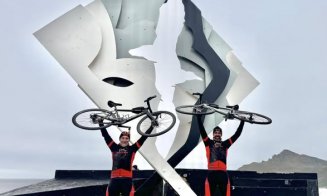 Istorie pe două roți! Clujenii Gabriel Bota și Rudolf Nyari sunt primii care pedalează până la Capul Horn