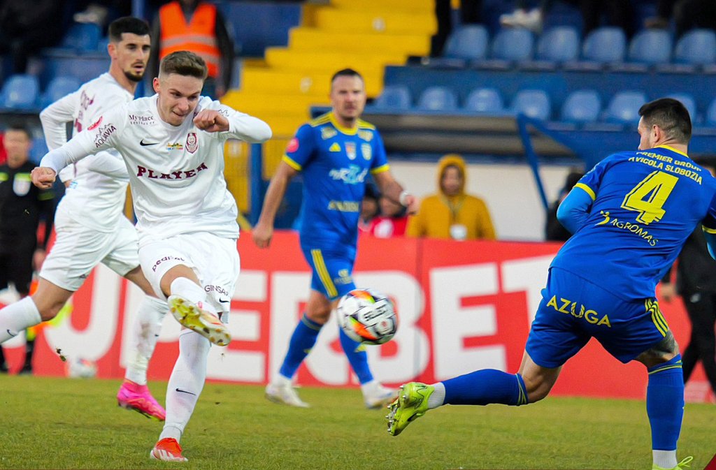 Cristi Balaj: Nemulţumire MAXIMĂ în Gruia. Conducere, antrenor, nu mai vorbesc de suporteri / Neluțu Varga nu se ferește să ia decizii