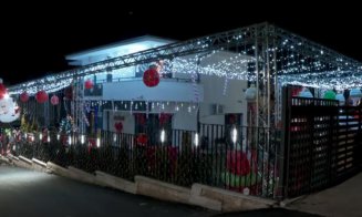 Românii au început să-și împodobească casele pentru Crăciun. O locuință din Cluj a devenit o adevărată atracție de sărbători