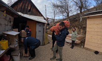 Moș Crăciun a ajuns în Apuseni! 185 de pachete cu cadouri pregătite de CERT Transilvania au ajuns la familiile izolate din zona montană