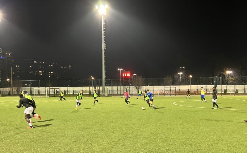 Meci caritabil de fotbal înainte de Crăciun, organizat de studenții unei facultăți din Cluj. Cum și ce puteți dona
