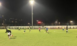 Meci caritabil de fotbal înainte de Crăciun, organizat de studenții unei facultăți din Cluj. Cum și ce puteți dona