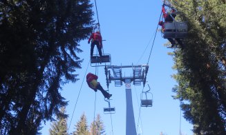 Exercițiu de salvare din telescaun într-o stațiune montană din Cluj