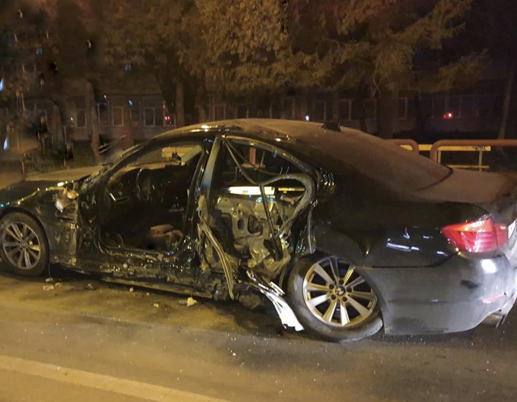 Accident rutier grav în Cluj-Napoca: O tânără a fost transportată la spital