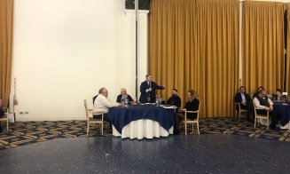Alin Tișe a lansat un volum despre iubire / „Fluturele Dor și Floarea de Apă” - „o poveste frumoasă de dragoste”