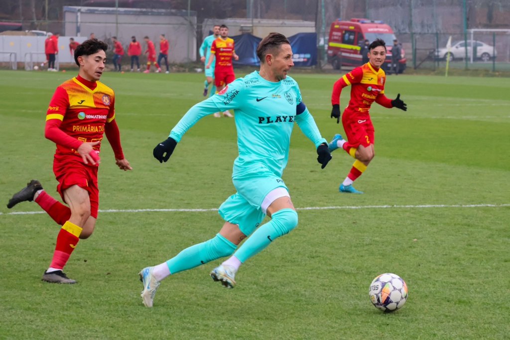 Deac face lobby pentru păstrarea lui Dan Petrescu: "Iubește clubul și sperăm să rămână aici"