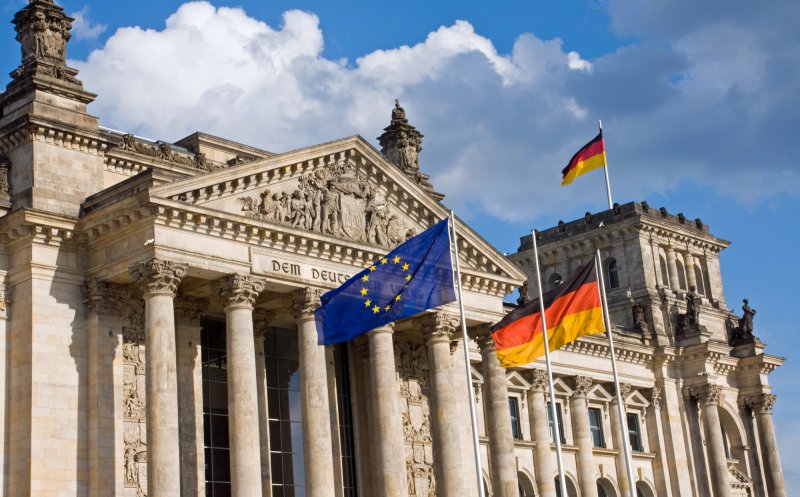 Parlamentul Germaniei a fost dizolvat oficial. Când urmează alegeri anticipate