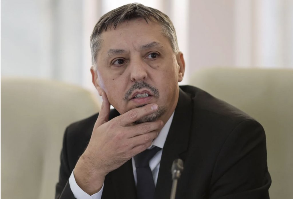 Daniel David, mesaj după preluarea funcției de ministrul al Educației: „Am făcut asta pentru a ajuta România euroatlantică”. Cine preia interimatul la conducerea UBB