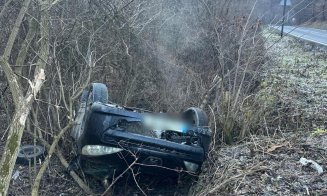 O mașină s-a răsturnat în localitatea clujeană Cornești. A intervenit de urgență ISU