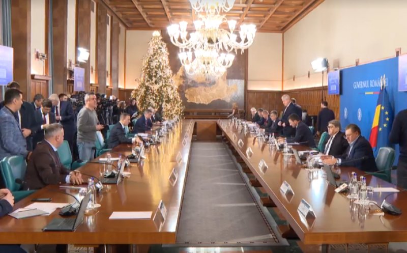 Guvernul adoptă "Ordonanța Trenuleț": "Nu este una a 'austerității' sau 'sărăciei' așa cum se spune la televizor"