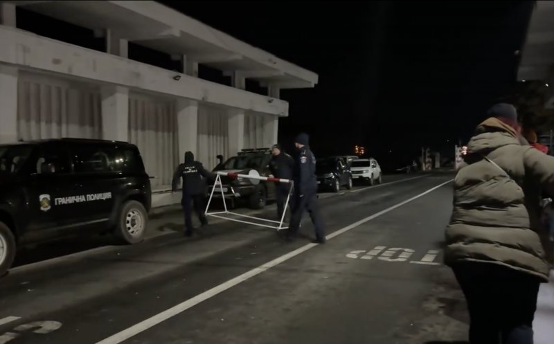 Gata cu statul la coadă la vamă. România a intrat de anul nou în Schengen. Cum călătorim de acum