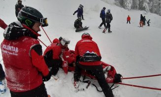 Cum să reacționezi corect când ești martor la un accident pe pârtie. Recomandările Salvamont