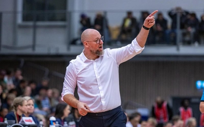 Mihai Silvășan, dezamăgit după meciul cu Hapoel Ierusalim. Cum explică antrenorul înfrângerea
